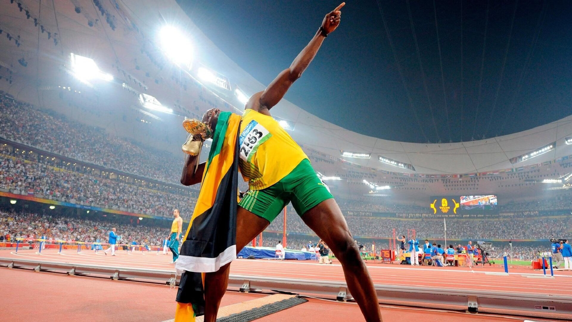 中国足球职业联赛裁判员技术培训成效显著，2021足球裁判员培训报名